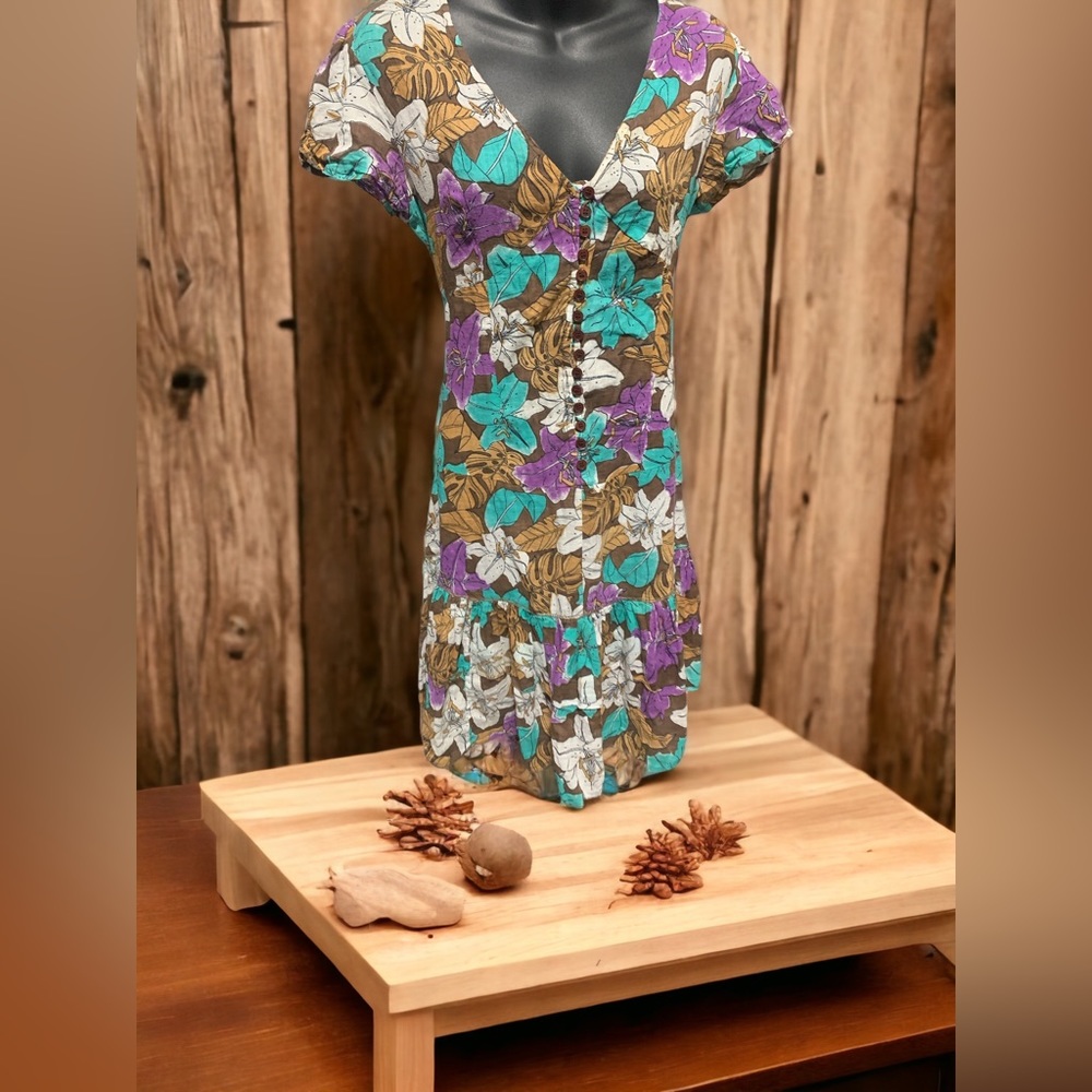 Peace angel ( tree of life ) adorable midi with wooden buttons down the front - Picture 1 of 6